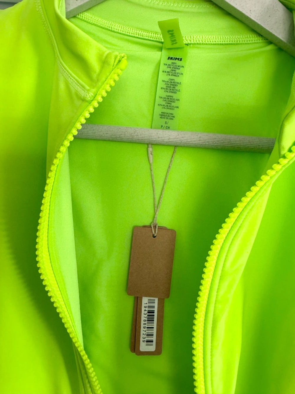 NWT, Lime ๐โ๐ฉ Skim Bodysuit - Picture 3 of 6